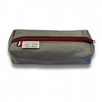 Trousse gris bordeaux